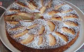 Нежный и поистине вкусный заливной пирог с яблоками